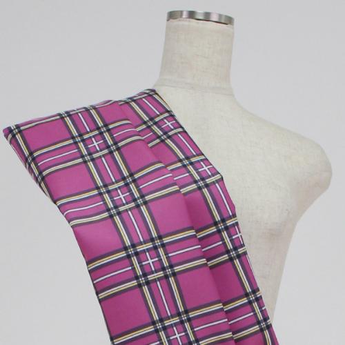 C0078　ピンク色　チェック柄生地