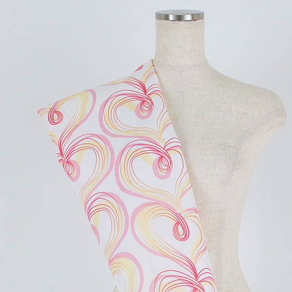 C0458　白ベース　ハート柄生地