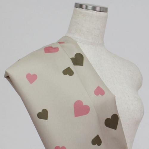 C0142　ハート柄生地