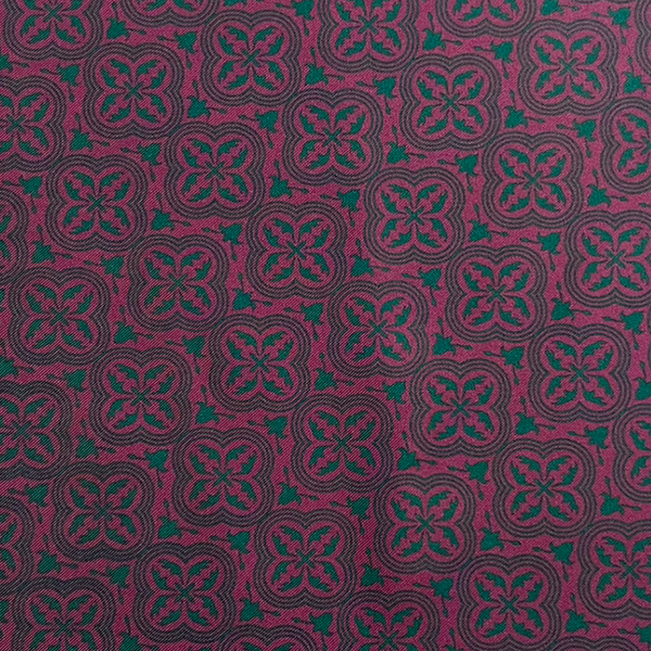 C0507　赤紫×深緑アラベスク柄