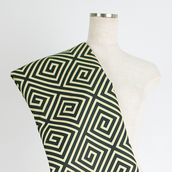 C0372　深緑ベース　雷文柄生地　Ver.2