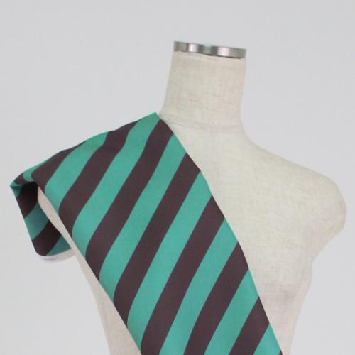 C0206　パステル緑×茶　斜めストライプ柄生地