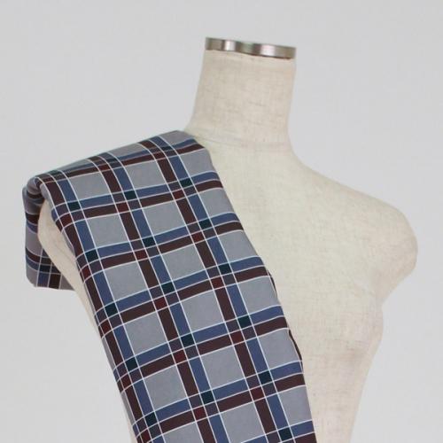 C0204　グレー×赤×青　チェック柄生地