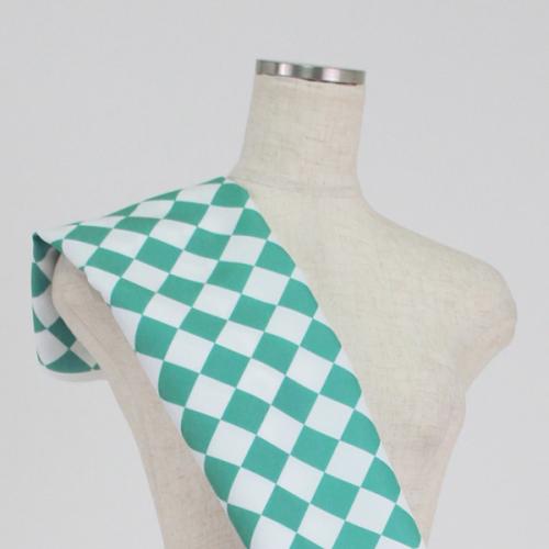 C0207　パステル緑×白　ダイヤ柄生地