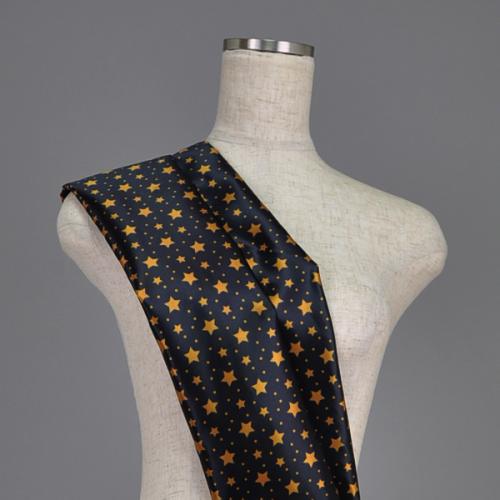 C0052　黒ベース　星柄生地