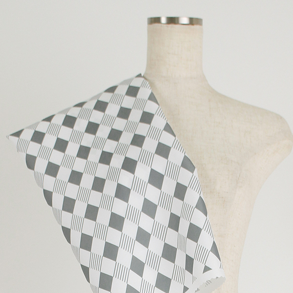 C0373　グレー×白　ダイヤ柄生地