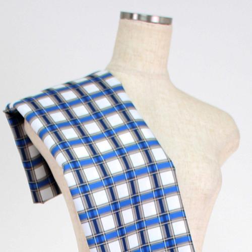 C0141　青+白　チェック柄生地