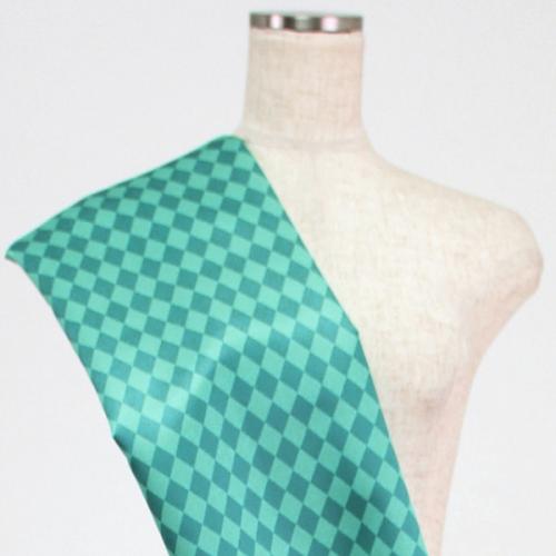 C0146　緑　ダイヤ柄生地