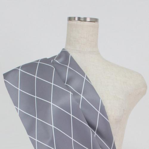 C0098　グレー　ダイヤ柄生地