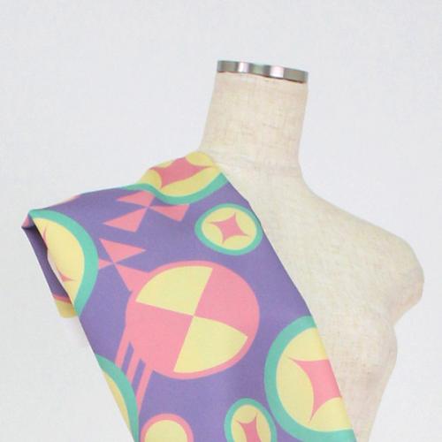 C0211　薄紫ポップ柄生地