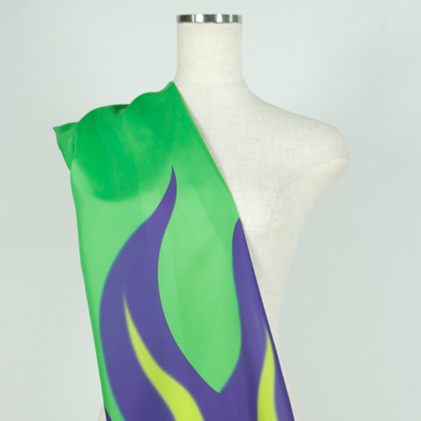 C0548　黄緑ベース紫炎柄生地