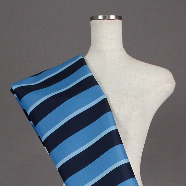 C0442　水色ベース　ボーダー柄生地