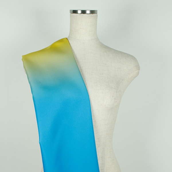 C0570　黄色→水色グラデーション生地