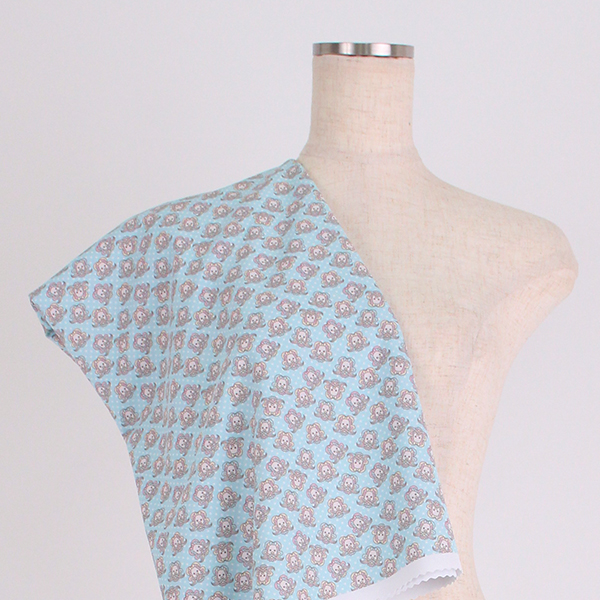 C0333　水色ベース　アマビエ柄生地