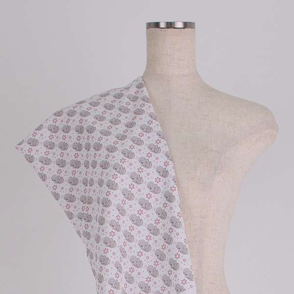 C0334　ピンクグレーベース　アマビエ柄生地