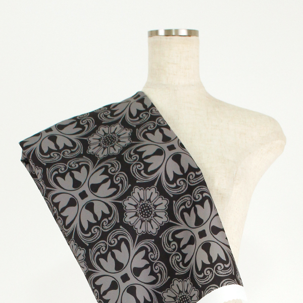 C0392　黒×グレー　アラベスク花柄生地