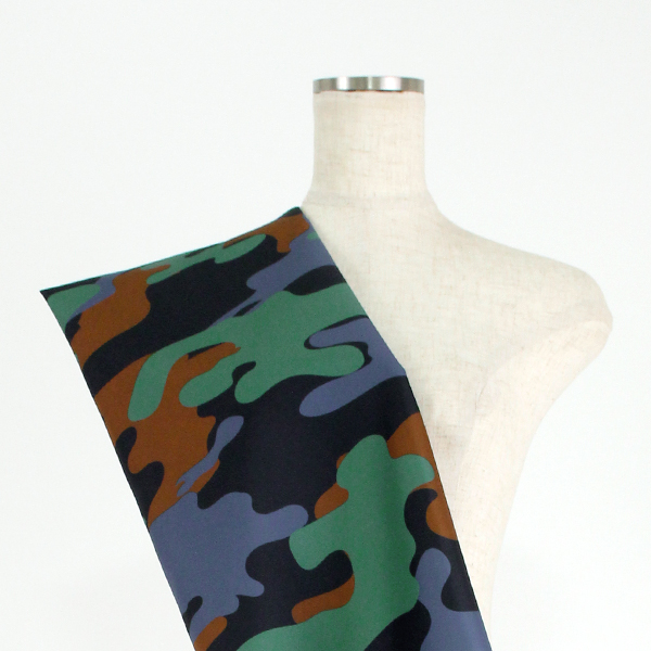 C0394　ダークトーン　迷彩柄生地