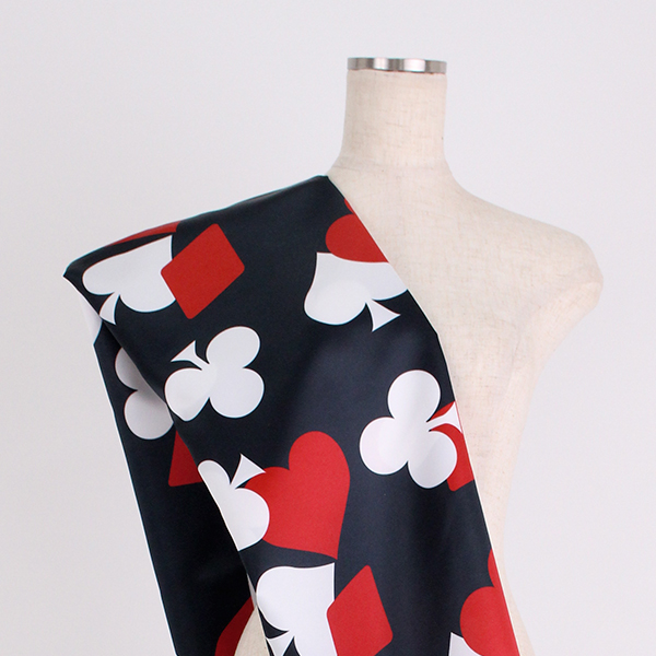 C0335　黒ベース　トランプ柄生地