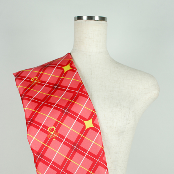 C0595　赤ピンクベース赤×黄色斜めチェック柄生地