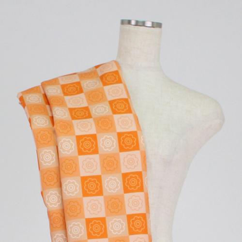C0167　オレンジ　花柄市松模様生地