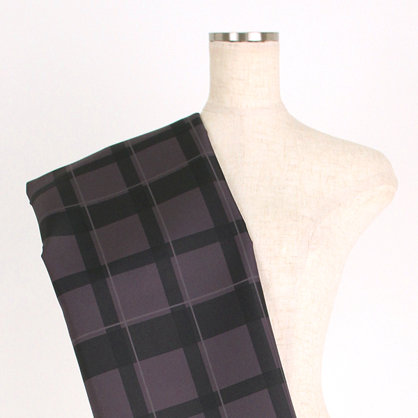 C0339　赤ベース　チェック柄生地