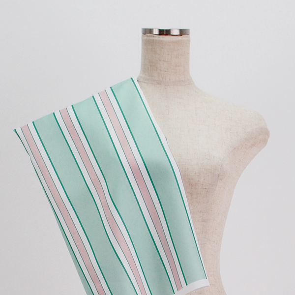 C0257　ピンク×黄緑　ストライプ柄生地