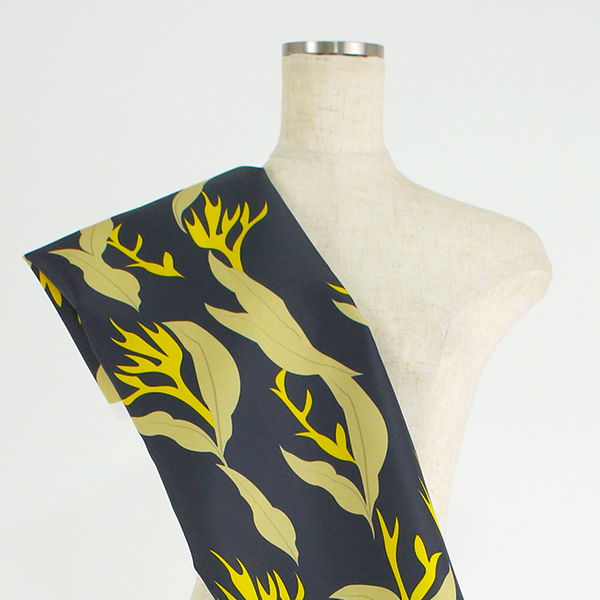 C0398　黒×黄　ボタニカル柄