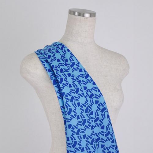 C0036　青×水色　幾何学模様生地