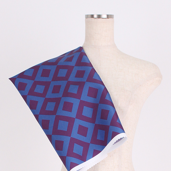 C0347　青×紫　ダイヤ柄生地