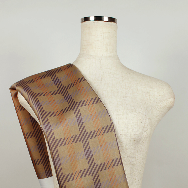 C0620　ベージュベース灰色×オレンジチェック柄生地