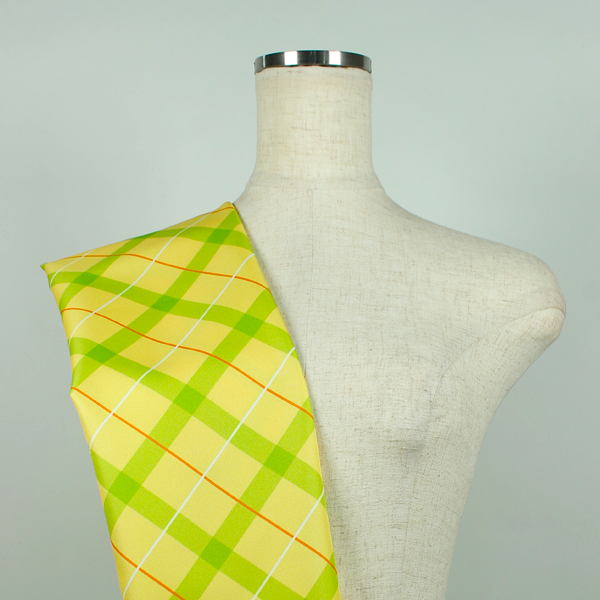 C0626　黄色ベース白×オレンジ斜めチェック柄生地