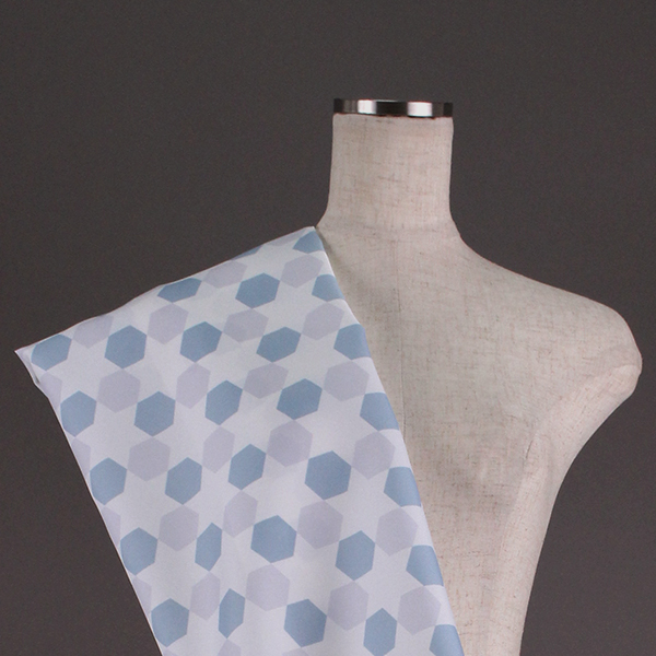 C0270　白×水色　ハニカム柄生地