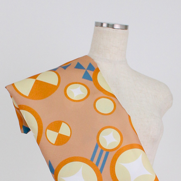 C0217　山吹色　ポップ柄生地