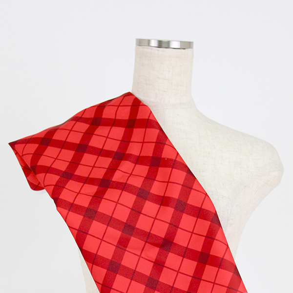 C0221　赤　チェック柄生地