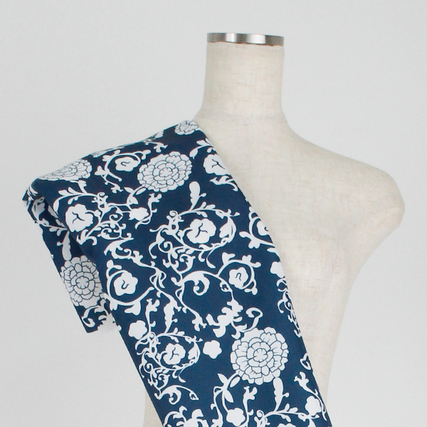C0402　紺×白　蔦花柄