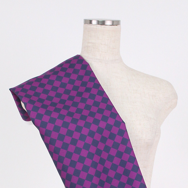 C0228　紫×濃紫　ダイヤ柄生地