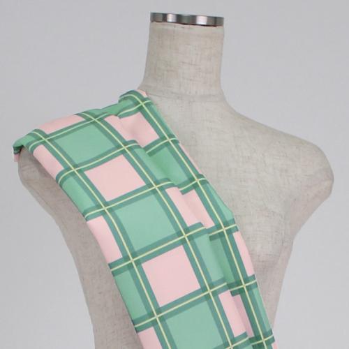 C0115　 緑+ピンク　チェック柄生地