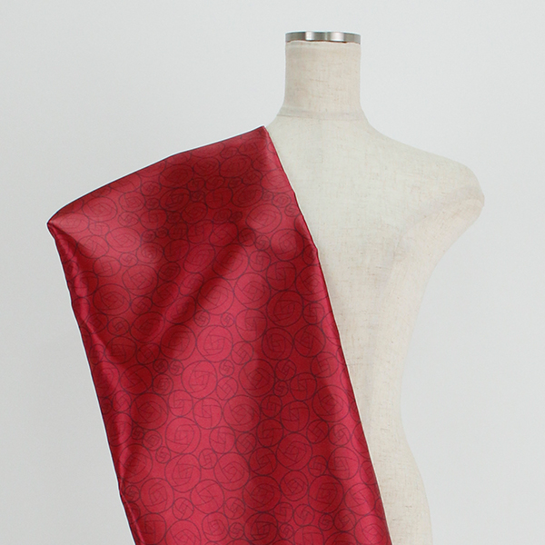 C0404　赤ベース　薔薇柄生地